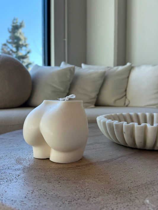 Body Curve Candle