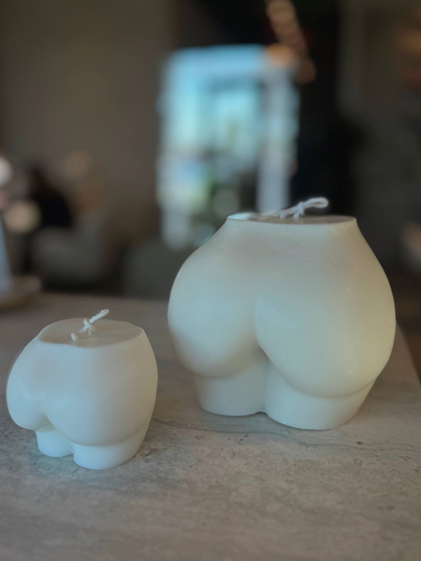 Body Curve Candle